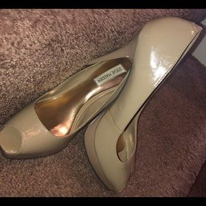 Women’s Nude Steve Madden Heels